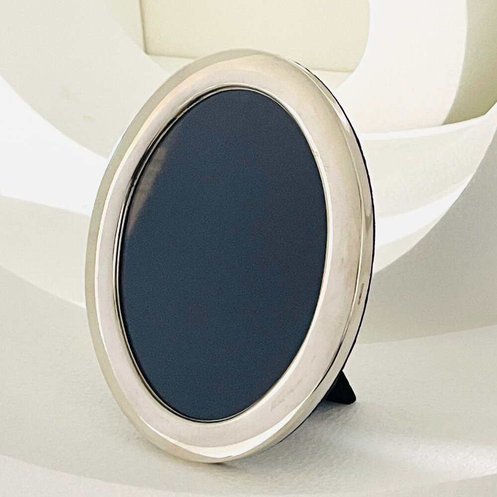 RC London Sterling Silver Oval Picture Frame George III Hallmark